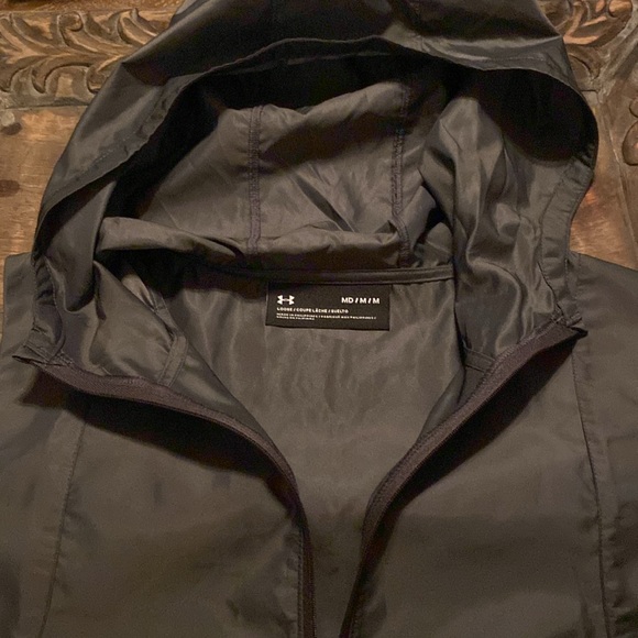 Under Armour vest - Picture 2 of 3